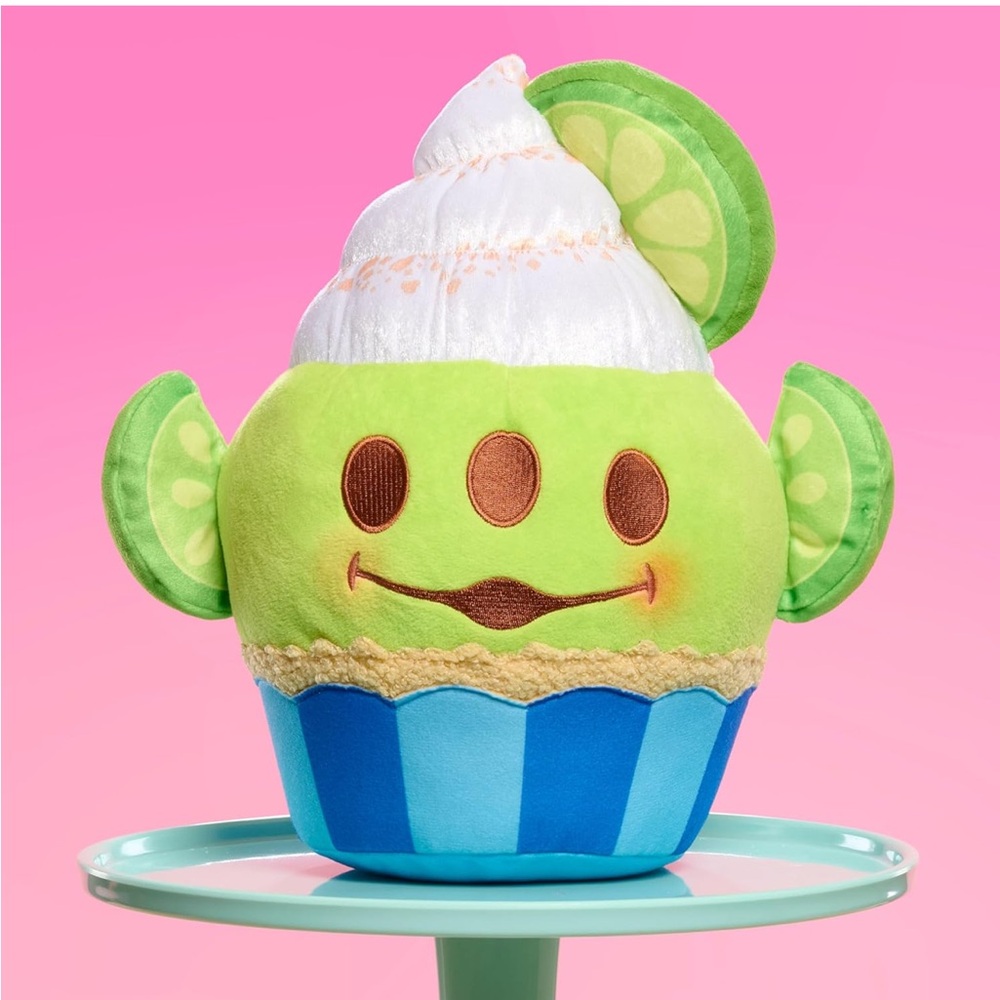 Disney Munchlings Key Lime with Graham Cracker scented Alien